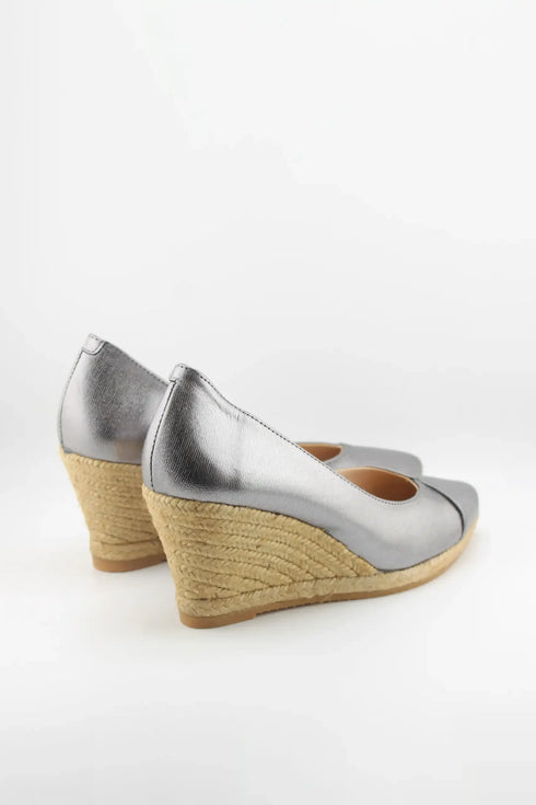 Gaimo Metallic Espadrille Wedge Pumps